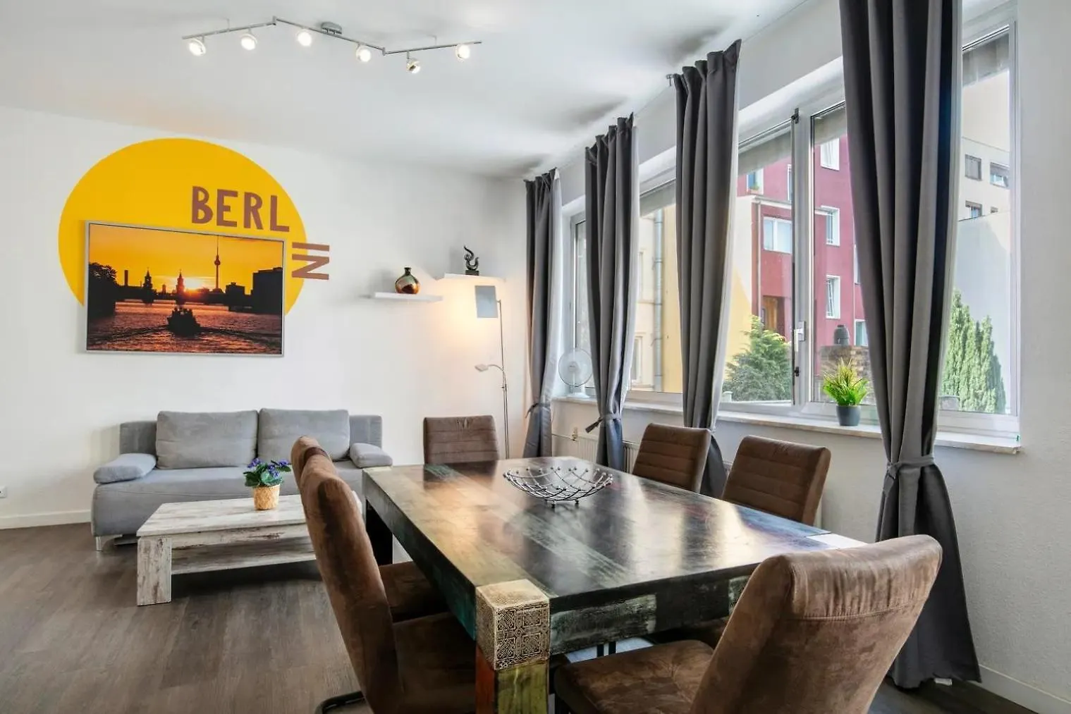 Apartments Schoeneberg Berlino